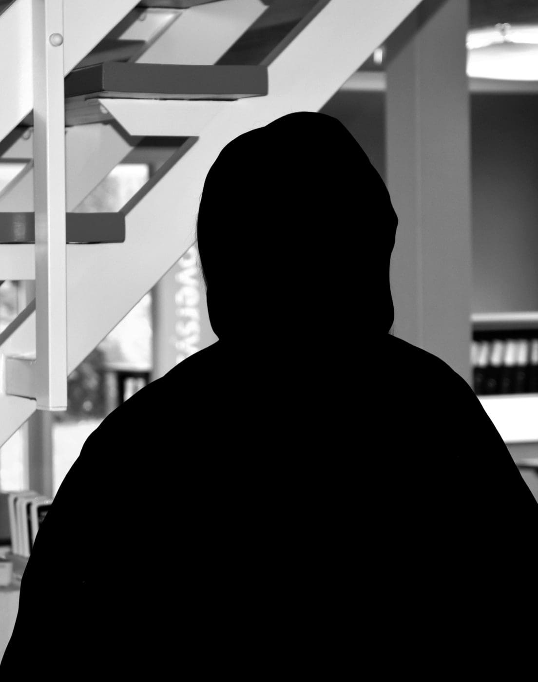 Silhouette eines Mitarbeiters